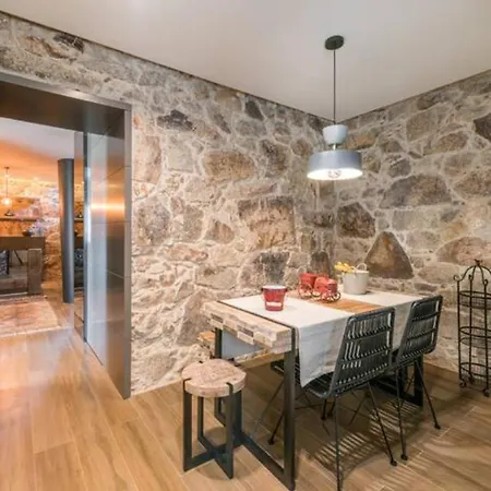 Casa Pelourinho De Louredo With Pool Holiday home Paredes (Porto)