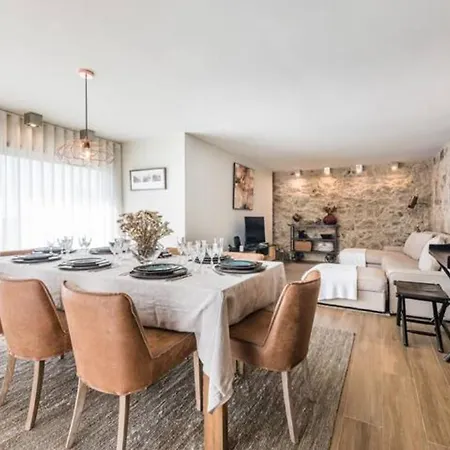 Pensión Guestready - Casa Pelourinho De Louredo *