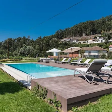 Casa Pelourinho De Louredo With Pool Holiday home