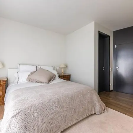 Pensión Guestready - Casa Pelourinho De Louredo *