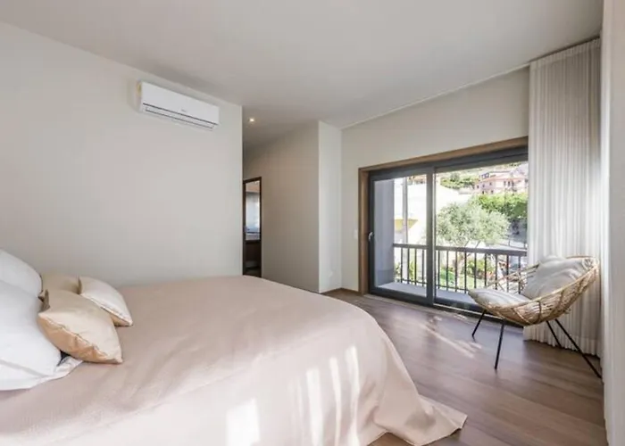 Casa Pelourinho De Louredo With Pool Ferienhaus